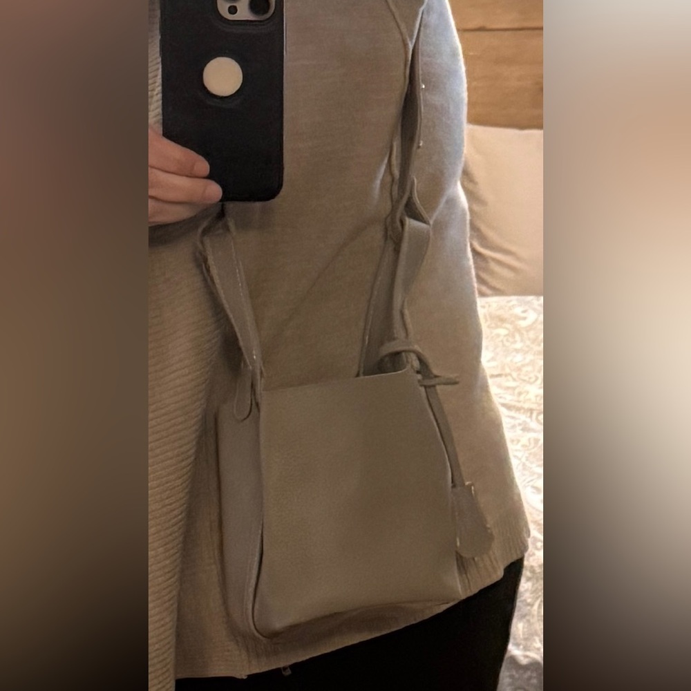 Small bucket bag - Picture 5 of 5